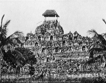 Borobudur: Kisah Penemuan Kembali Mahakarya yang Tersembunyi