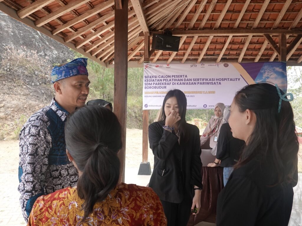 Borobudur: Simfoni Warisan, Ekonomi, dan Tantangan Pariwisata