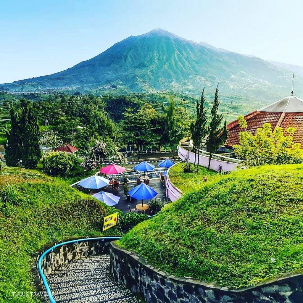 Magelang: Simfoni Sejarah, Budaya, dan Keindahan Alam di Jantung Jawa