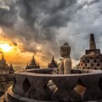 Menyambut Mentari di Candi Borobudur: Sebuah Pengalaman Spiritual dan Visual yang Tak Terlupakan