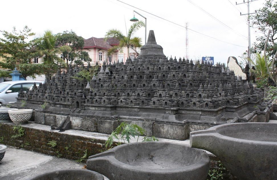 Replika Borobudur: Jendela Menuju Warisan Agung dan Inspirasi Abadi